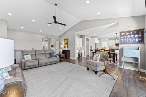 Tiny photo for 10659 Elk Drive, Findlay, OH 45840 (MLS # 10006112)