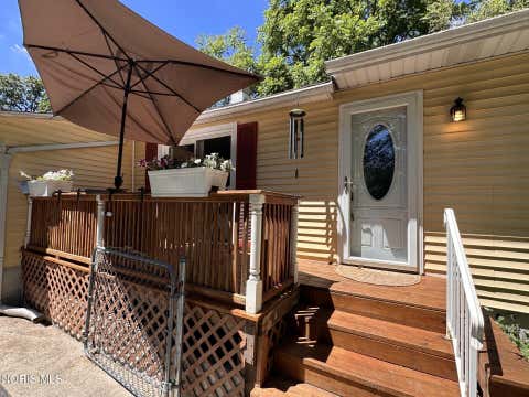 Tiny photo for 2625 Westbrook Drive, Toledo, OH 43613 (MLS # 10009109)