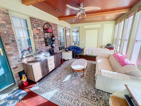 Tiny photo for 2235 Meadowwood Drive, Toledo, OH 43606 (MLS # 10001172)