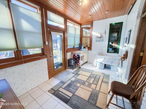 Tiny photo for 2235 Meadowwood Drive, Toledo, OH 43606 (MLS # 10001172)