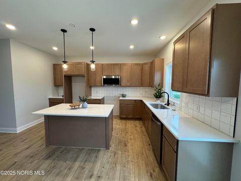 Tiny photo for 1924 Caleb Court, Waterville, OH 43566 (MLS # 10003331)