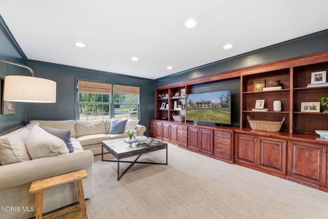 Tiny photo for 2442 Brookview Drive, Ottawa Hills, OH 43615 (MLS # 10005204)