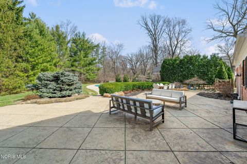 Tiny photo for 2442 Brookview Drive, Ottawa Hills, OH 43615 (MLS # 10005204)