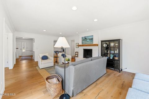 Tiny photo for 2442 Brookview Drive, Ottawa Hills, OH 43615 (MLS # 10005204)