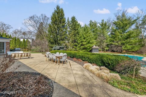 Tiny photo for 2442 Brookview Drive, Ottawa Hills, OH 43615 (MLS # 10005204)