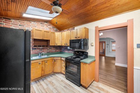 Tiny photo for 1821 Stahlwood Avenue, Toledo, OH 43613 (MLS # 10002421)