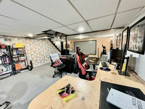 Tiny photo for 4541 S May Avenue, Toledo, OH 43614 (MLS # 10006368)