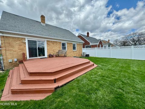 Tiny photo for 4541 S May Avenue, Toledo, OH 43614 (MLS # 10006368)