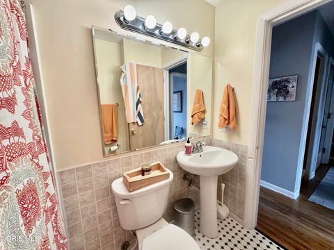 Tiny photo for 4541 S May Avenue, Toledo, OH 43614 (MLS # 10006368)