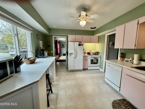 Tiny photo for 4541 S May Avenue, Toledo, OH 43614 (MLS # 10006368)