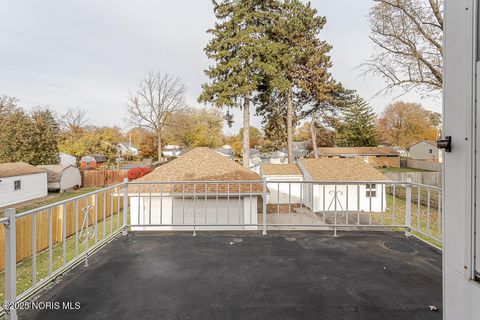 Tiny photo for 2310 Tremainsville Road, Toledo, OH 43613 (MLS # 10001209)