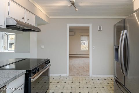 Tiny photo for 2310 Tremainsville Road, Toledo, OH 43613 (MLS # 10001209)