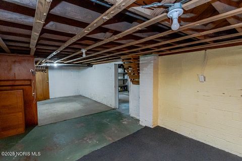 Tiny photo for 2310 Tremainsville Road, Toledo, OH 43613 (MLS # 10001209)