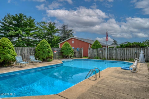 Tiny photo for 19970 Mccutcheonville Road, Pemberville, OH 43450 (MLS # 10012098)