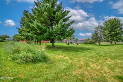 Tiny photo for 19970 Mccutcheonville Road, Pemberville, OH 43450 (MLS # 10012098)