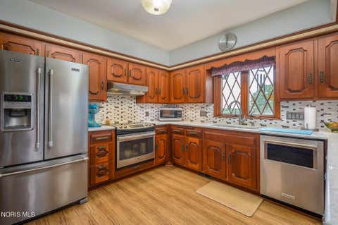 Tiny photo for 19970 Mccutcheonville Road, Pemberville, OH 43450 (MLS # 10012098)