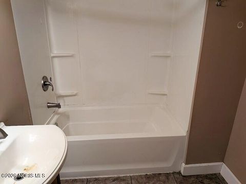 Tiny photo for 934 Holgate Avenue, Defiance, OH 43512 (MLS # 10002815)