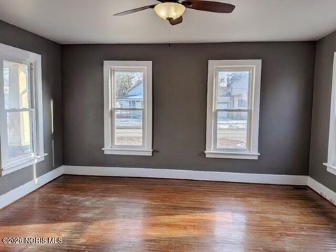 Tiny photo for 934 Holgate Avenue, Defiance, OH 43512 (MLS # 10002815)