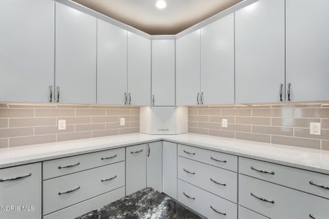 Tiny photo for 221 Princeton Avenue, Bowling Green, OH 43402 (MLS # 10014754)