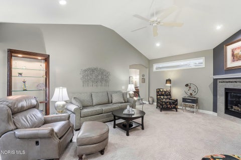 Tiny photo for 221 Princeton Avenue, Bowling Green, OH 43402 (MLS # 10014754)