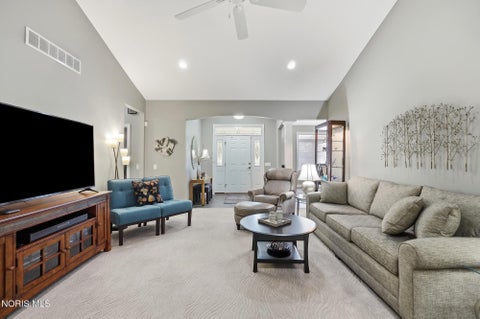 Tiny photo for 221 Princeton Avenue, Bowling Green, OH 43402 (MLS # 10014754)