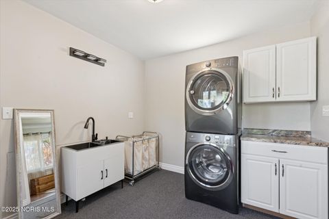 Tiny photo for 5835 Davis Road, Whitehouse, OH 43571 (MLS # 10000794)