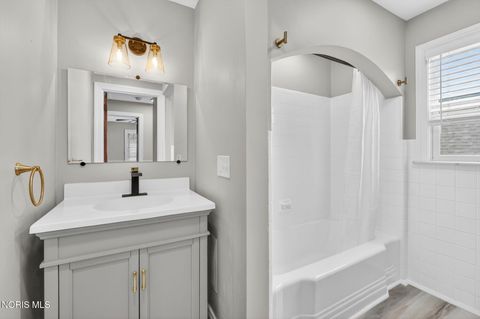 Tiny photo for 2711 Gunckel Boulevard, Toledo, OH 43606 (MLS # 10004895)