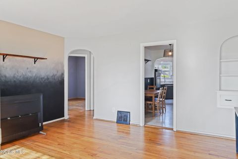 Tiny photo for 4755 288th Street, Toledo, OH 43611 (MLS # 10007959)