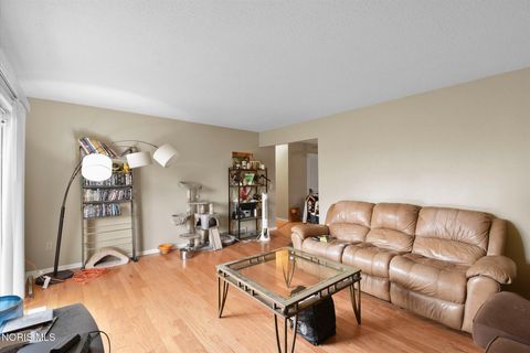 Tiny photo for 4515 W Bancroft Street # 28, Toledo, OH 43615 (MLS # 10005186)