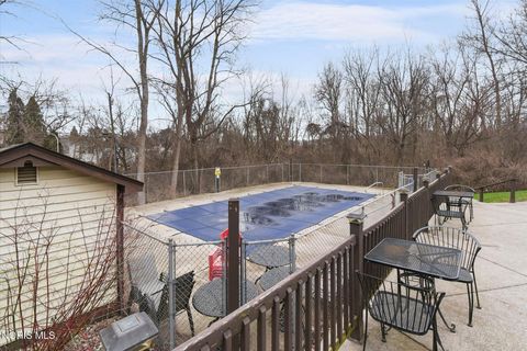 Tiny photo for 4515 W Bancroft Street # 28, Toledo, OH 43615 (MLS # 10005186)