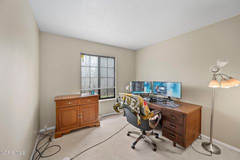 Tiny photo for 4517 W Bancroft Street # 28, Toledo, OH 43615 (MLS # 10005186)