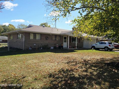 Tiny photo for 1615 N Thyre Drive, Genoa, OH 43430 (MLS # 10000734)