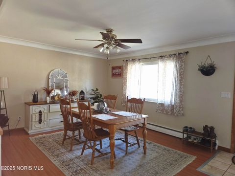 Tiny photo for 1615 N Thyre Drive, Genoa, OH 43430 (MLS # 10000734)