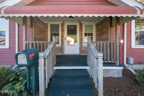 Tiny photo for 5323 Collomore Road, Toledo, OH 43615 (MLS # 10014519)