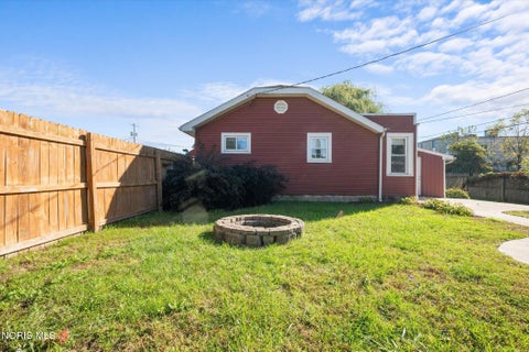 Tiny photo for 5323 Collomore Road, Toledo, OH 43615 (MLS # 10014519)