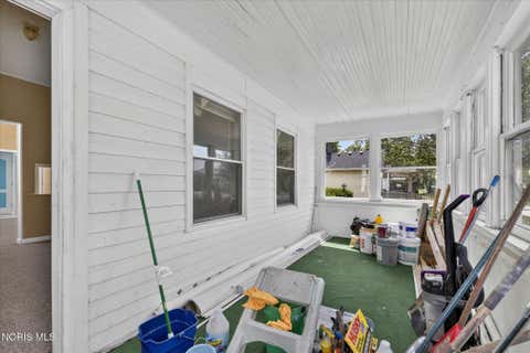 Tiny photo for 571 Viking Street, Toledo, OH 43605 (MLS # 10011027)