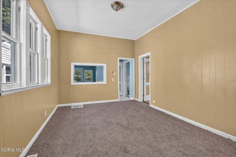 Tiny photo for 571 Viking Street, Toledo, OH 43605 (MLS # 10011027)