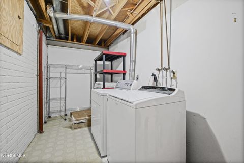 Tiny photo for 1 Abbey Road, Perrysburg, OH 43551 (MLS # 10005142)