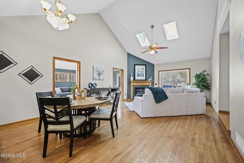 Tiny photo for 1 Abbey Road, Perrysburg, OH 43551 (MLS # 10005142)