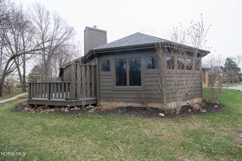 Tiny photo for 1 Abbey Road, Perrysburg, OH 43551 (MLS # 10005142)