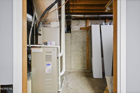 Tiny photo for 1 Abbey Road, Perrysburg, OH 43551 (MLS # 10005142)