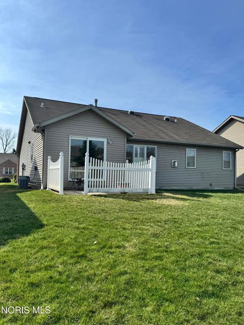 Tiny photo for 10126 S Shannon Hills Drive, Perrysburg, OH 43551 (MLS # 10005162)