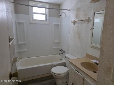 Tiny photo for 735 Southbriar Road, Toledo, OH 43607 (MLS # 10003615)