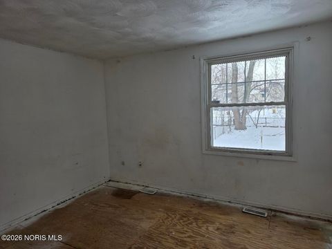 Tiny photo for 735 Southbriar Road, Toledo, OH 43607 (MLS # 10003615)