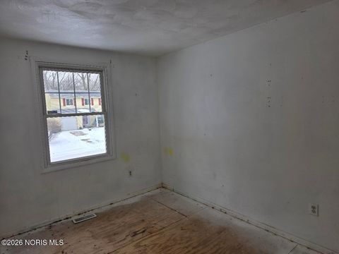 Tiny photo for 735 Southbriar Road, Toledo, OH 43607 (MLS # 10003615)