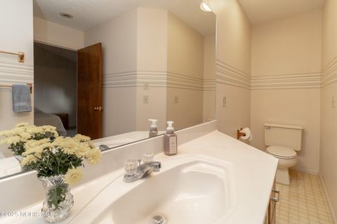 Tiny photo for 6708 Gettysburg Drive, Sylvania, OH 43560 (MLS # 10000235)