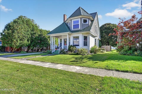 Tiny photo for 311 Bond Street, Pemberville, OH 43450 (MLS # 10014329)