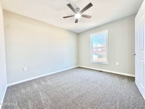 Tiny photo for 306 Dillrose Drive, Northwood, OH 43619 (MLS # 10004441)