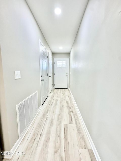 Tiny photo for 306 Dillrose Drive, Northwood, OH 43619 (MLS # 10004441)