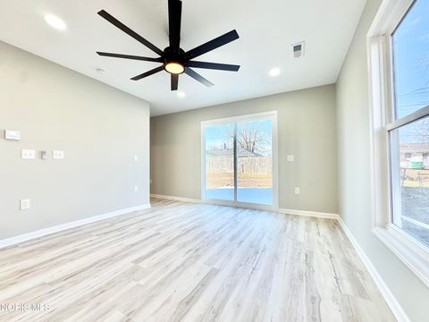 Tiny photo for 306 Dillrose Drive, Northwood, OH 43619 (MLS # 10004441)